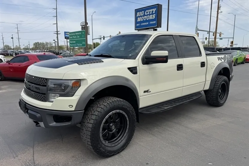 2014 Ford F-150 SVT Raptor photo 1