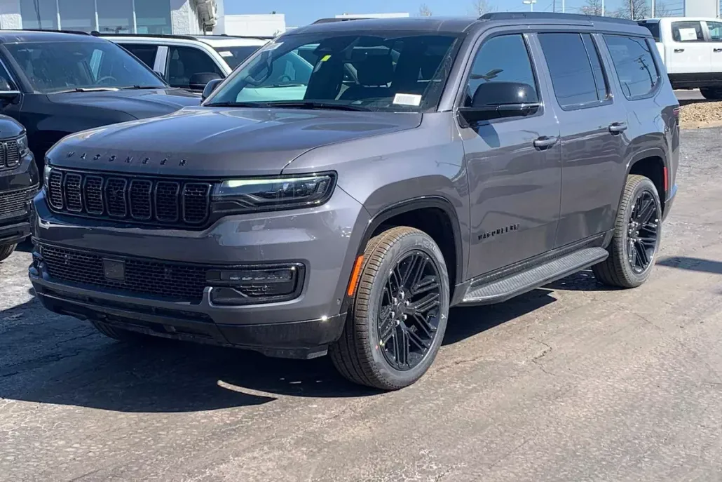2025 Jeep Wagoneer Carbide photo 1