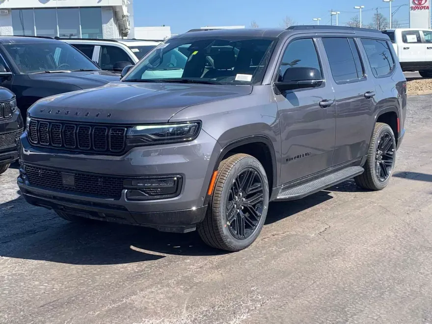 2025 Jeep Wagoneer Carbide photo 1