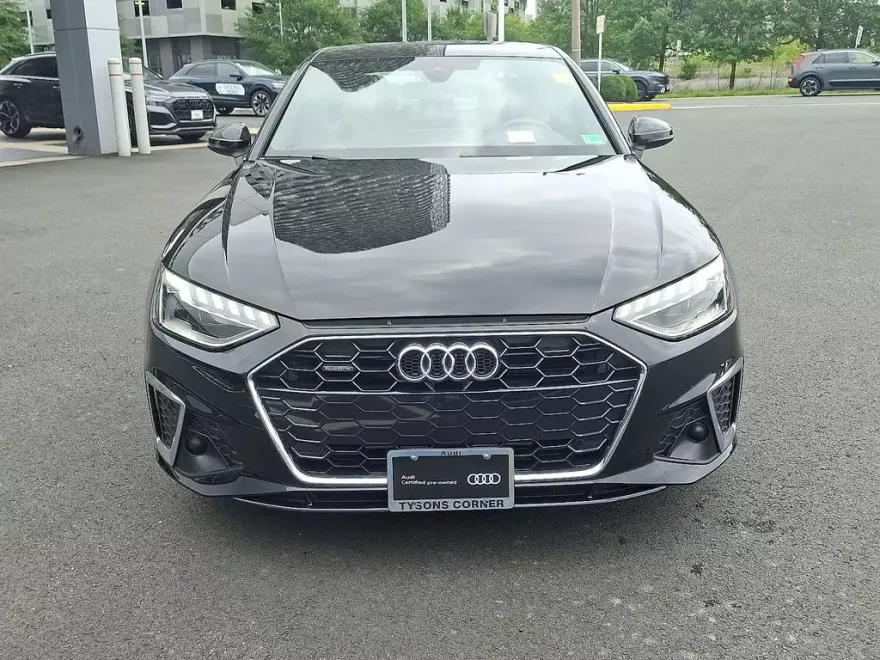 2023 Audi A4 45 S line Premium photo 1