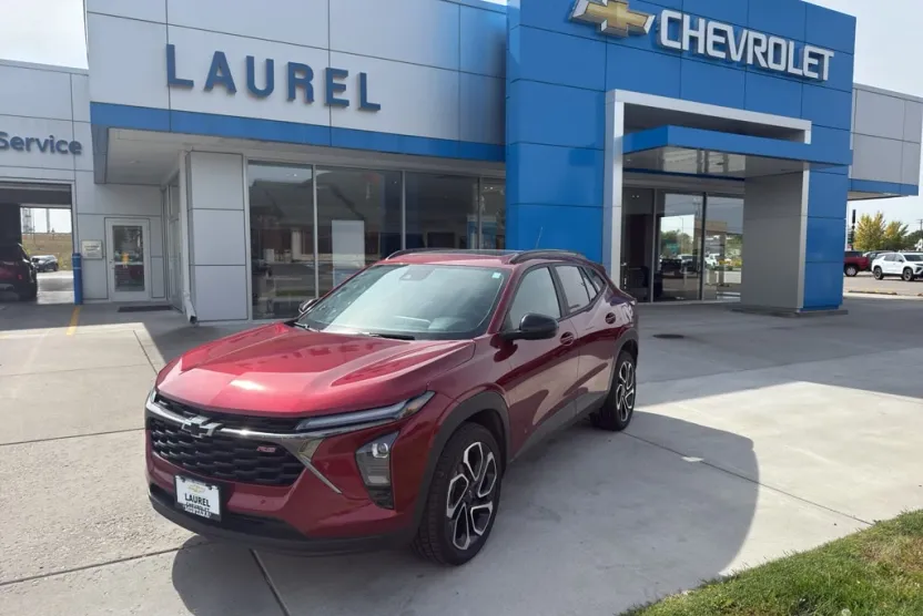 2024 Chevrolet Trax photo 1
