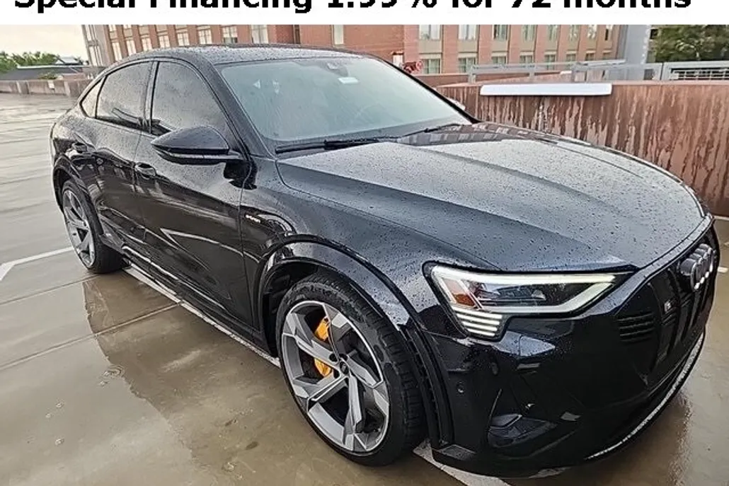 2022 Audi e-tron Sportback Premium Plus photo 1