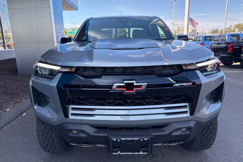 2026 Chevrolet Colorado ZR2 photo 1