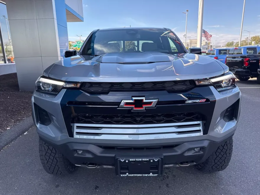 2026 Chevrolet Colorado ZR2 photo 1