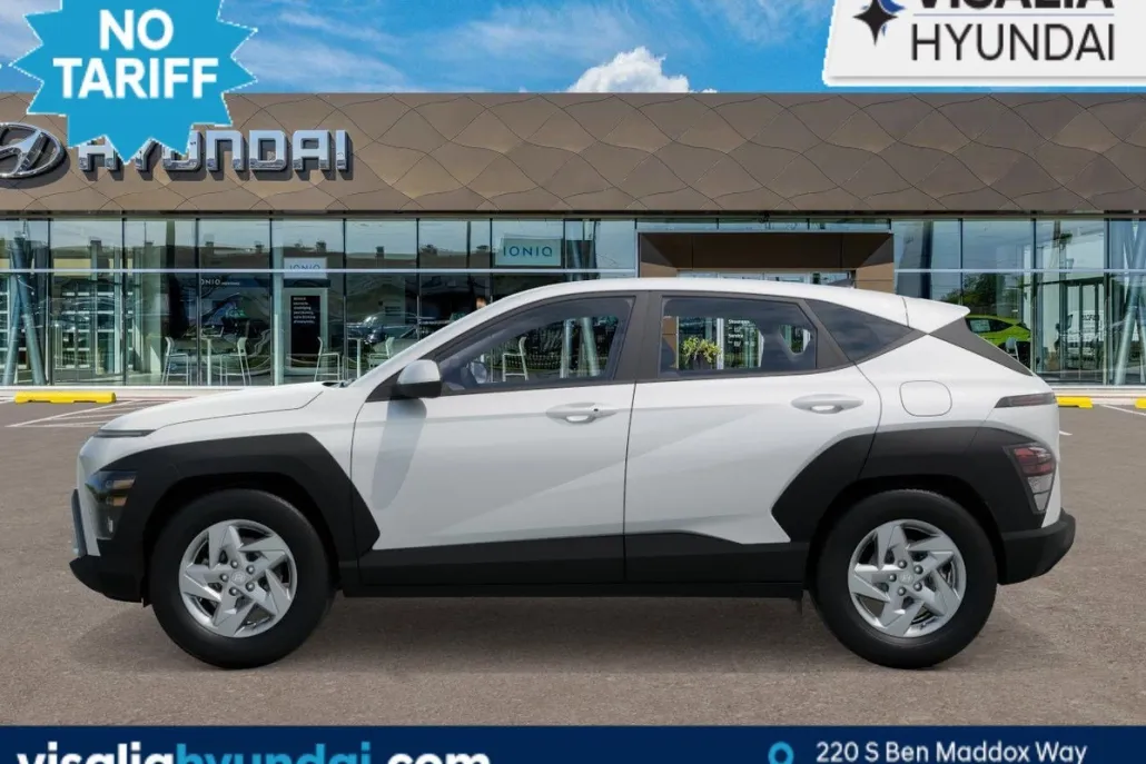 2026 Hyundai Kona SE photo 1