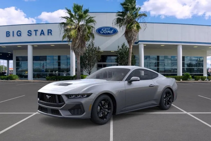 2025 Ford Mustang GT photo 1