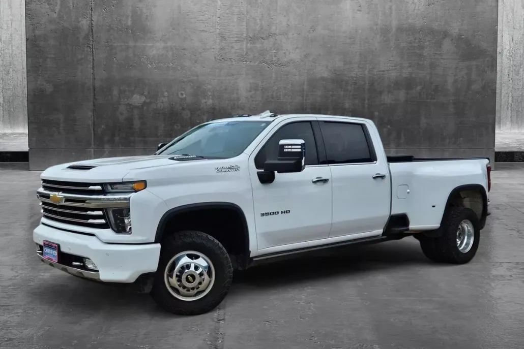 2021 Chevrolet Silverado 3500HD High Country photo 1