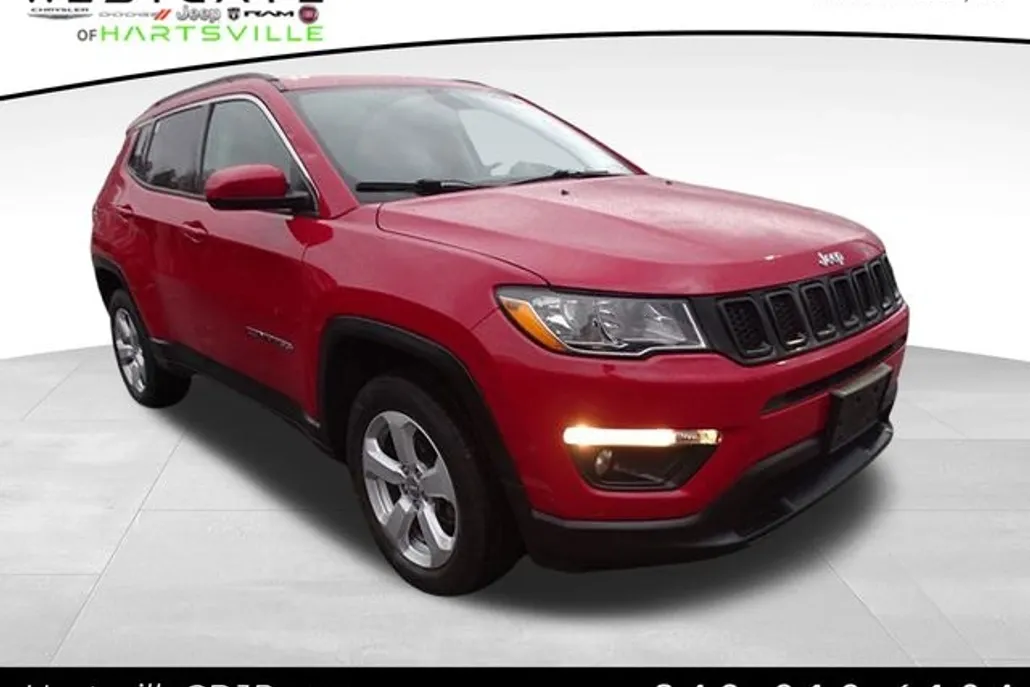 2019 Jeep Compass Latitude photo 1