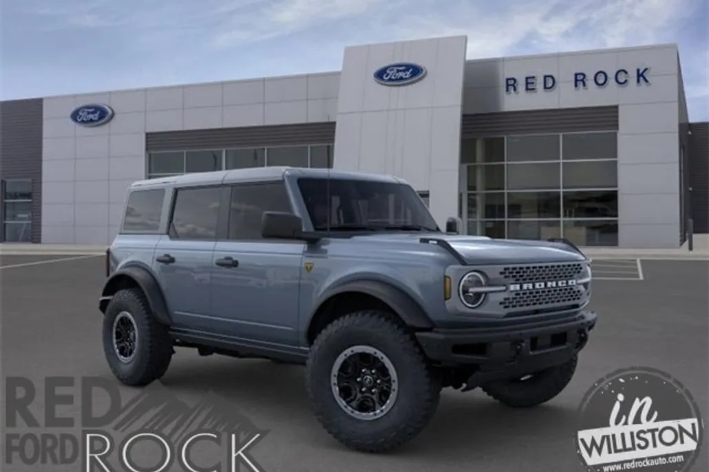 2024 Ford Bronco Badlands photo 1