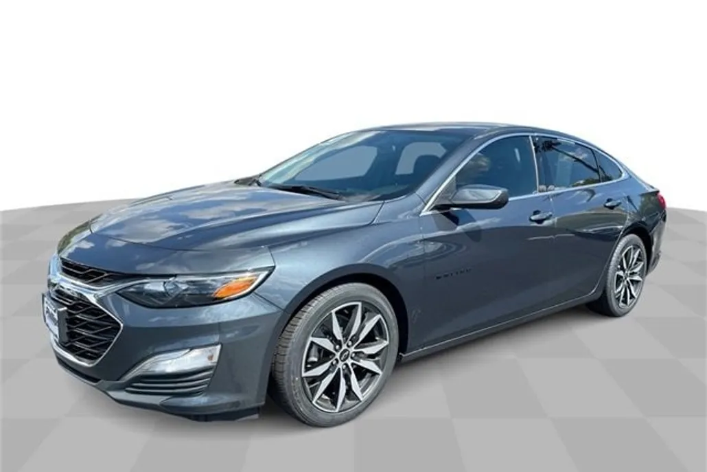 2021 Chevrolet Malibu RS photo 1