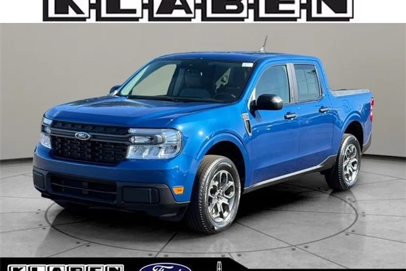 2023 Ford Maverick XLT photo 1