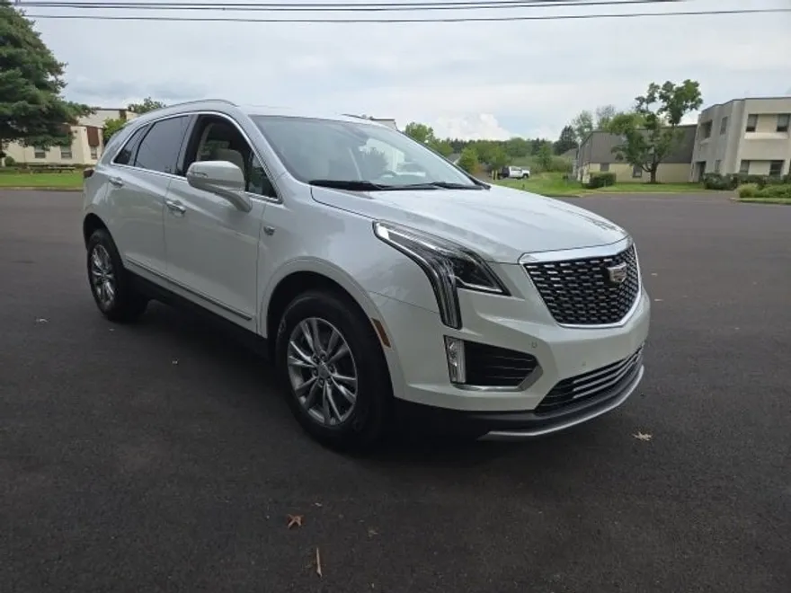 2022 Cadillac XT5 Premium Luxury photo 1