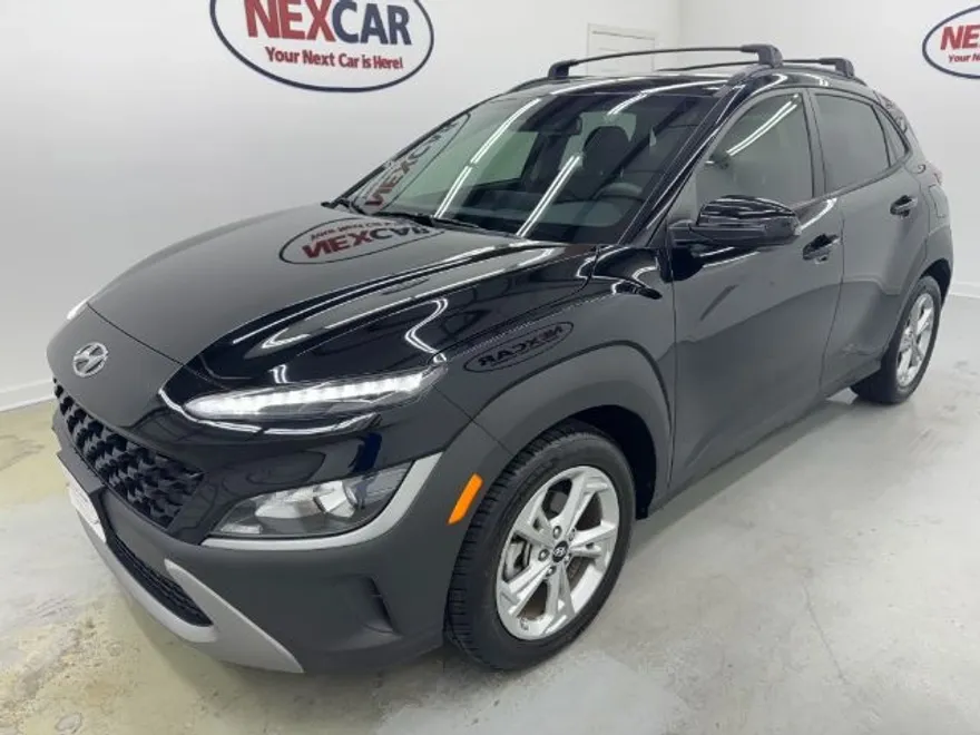 2023 Hyundai Kona SEL photo 1
