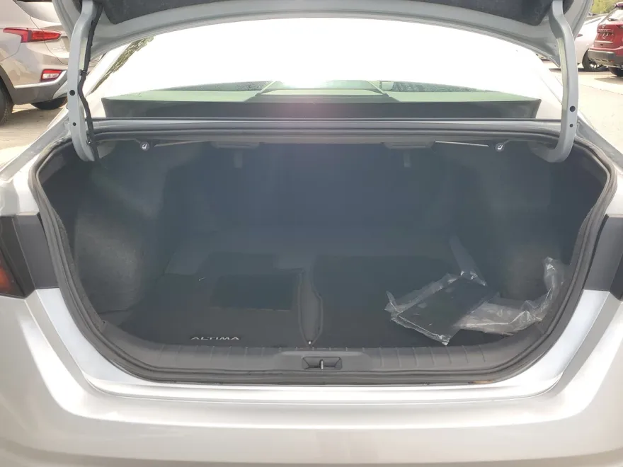 2024 Nissan Altima 2.5 S photo 1