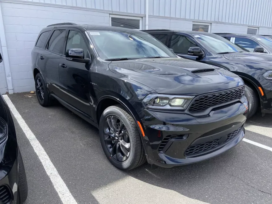2025 Dodge Durango R/T Plus photo 1