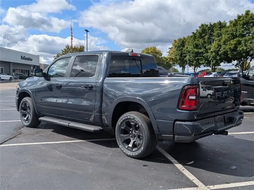 2025 Ram 1500 Big Horn photo 1