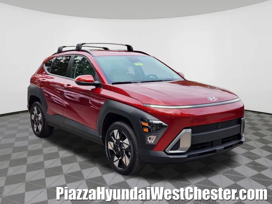 2025 Hyundai Kona SEL photo 1