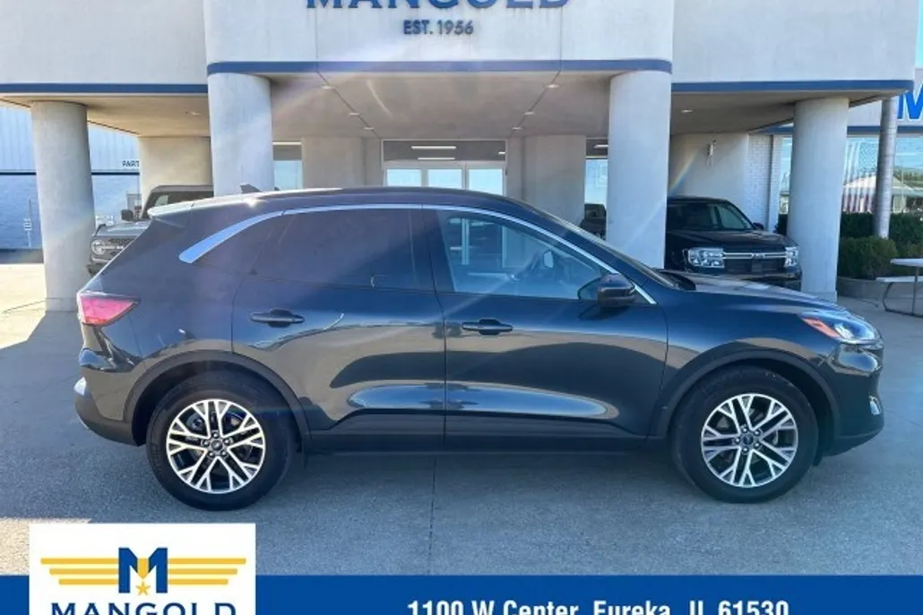2022 Ford Escape SEL photo 1