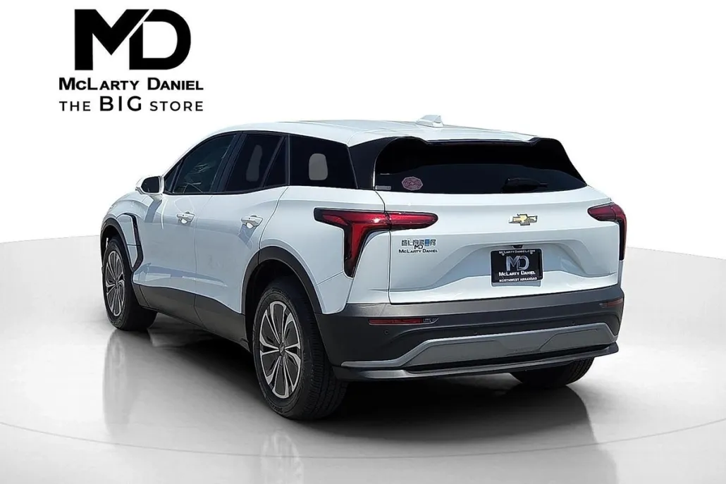 2025 Chevrolet Blazer EV photo 1