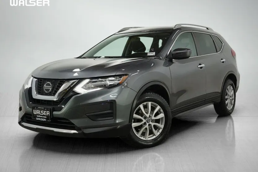 2020 Nissan Rogue SV photo 1