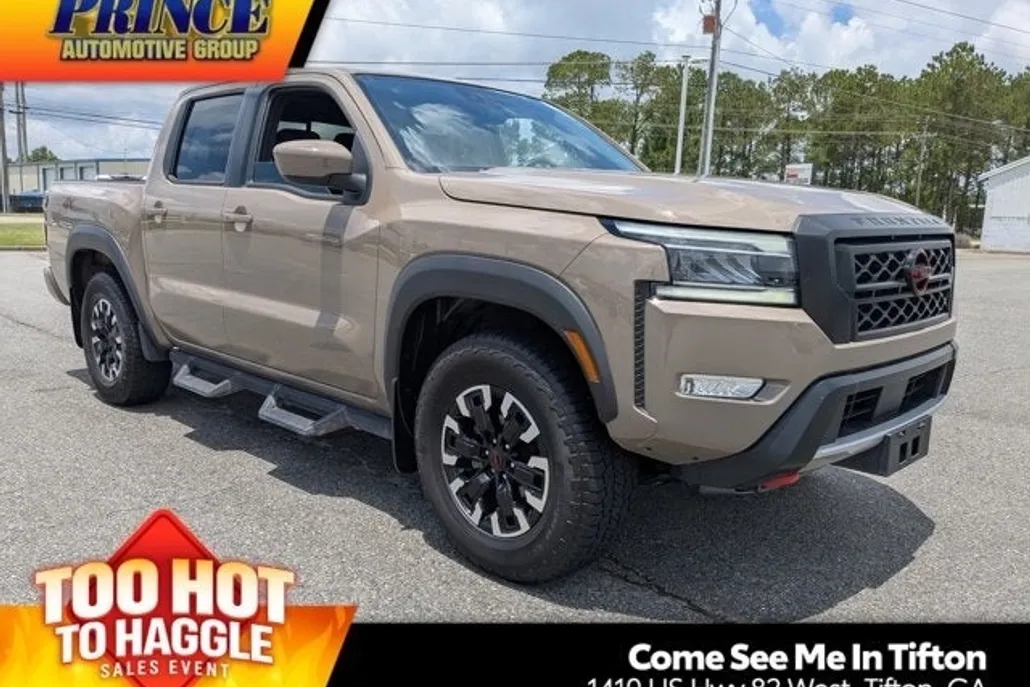 2024 Nissan Frontier PRO-4X photo 1