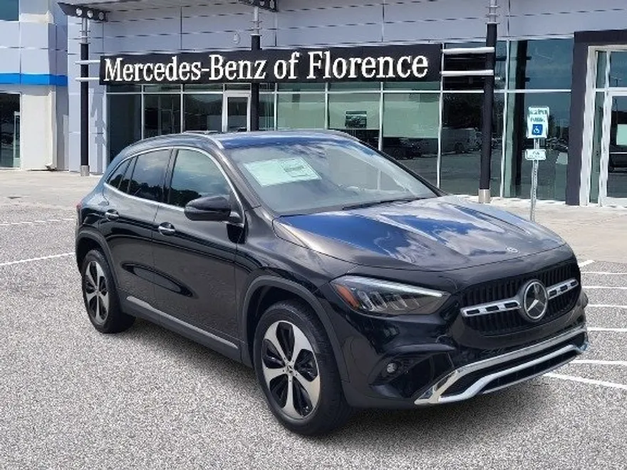 2025 Mercedes Benz GLA 250 photo 1