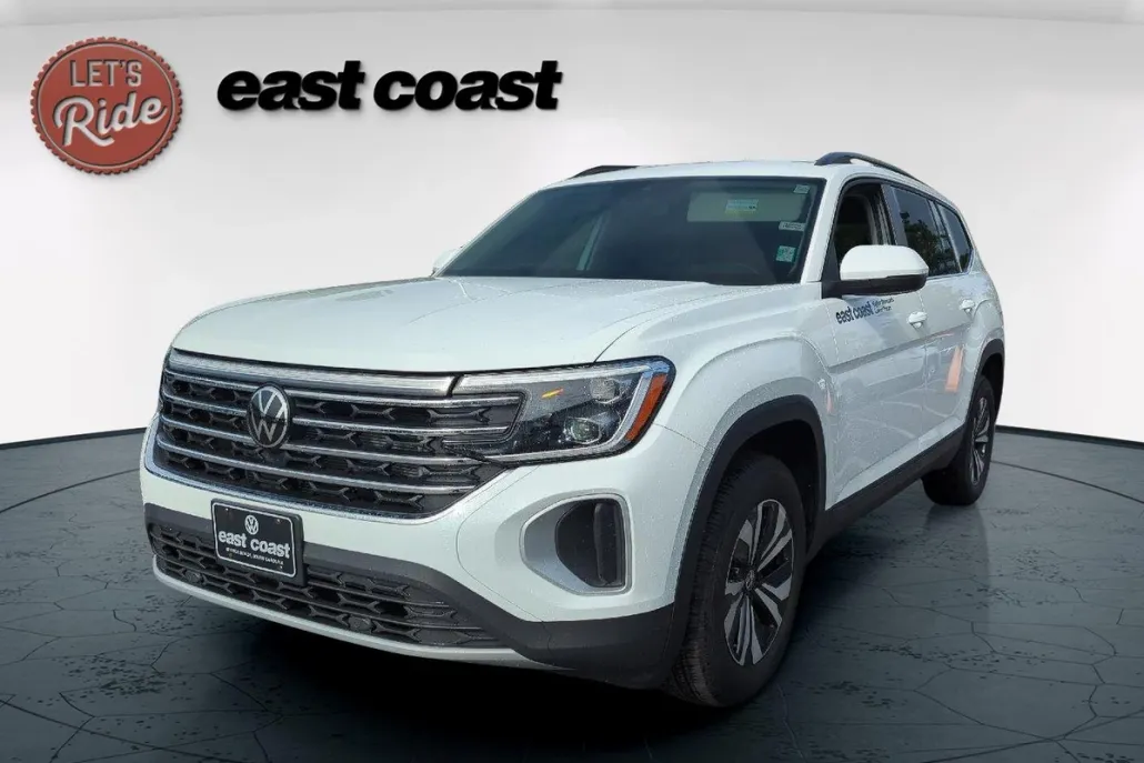 2025 Volkswagen Atlas SE photo 1
