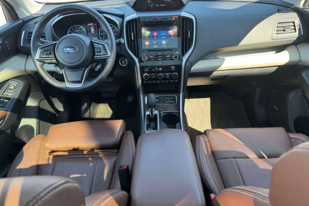 2022 Subaru Ascent Touring photo 1