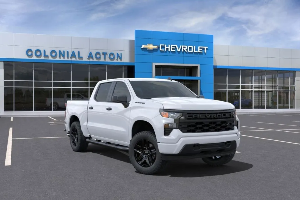 2025 Chevrolet Silverado 1500 Custom photo 1