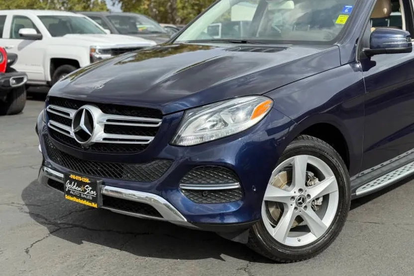 2018 Mercedes Benz GLE photo 1