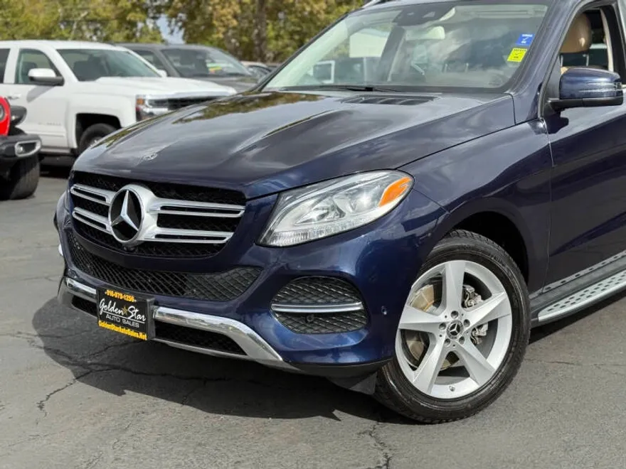 2018 Mercedes Benz GLE photo 1