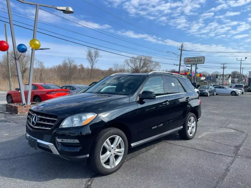 2013 Mercedes Benz ML 350 4MATIC photo 1