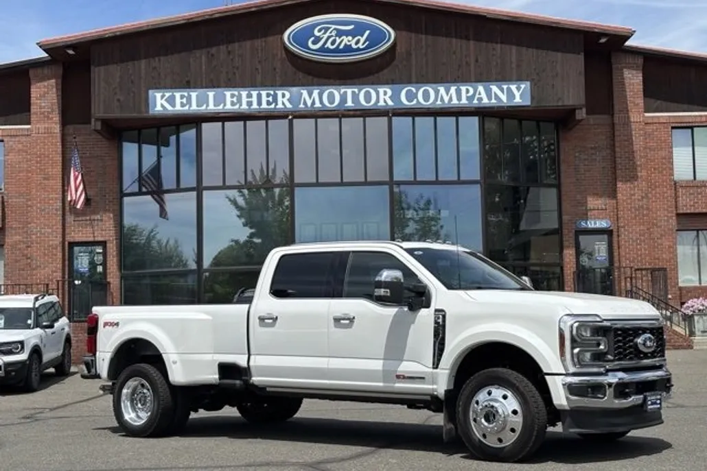 2025 Ford F-450 photo 1