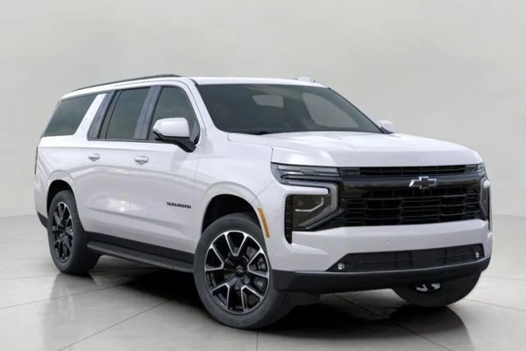 2025 Chevrolet Suburban RST photo 1