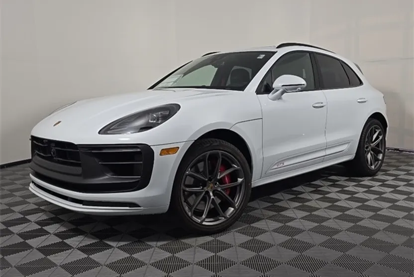 2026 Porsche Macan GTS photo 1