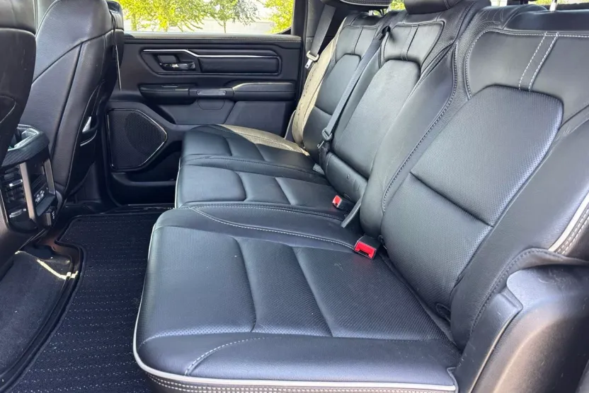 2022 Ram 1500 Limited photo 1