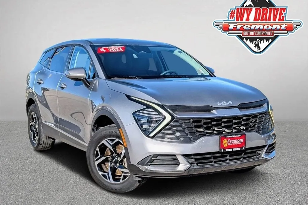 2024 Kia Sportage LX photo 1