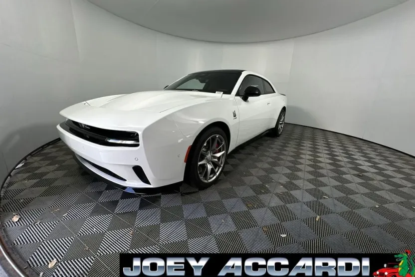 2025 Dodge Charger Daytona Scat Pack photo 1