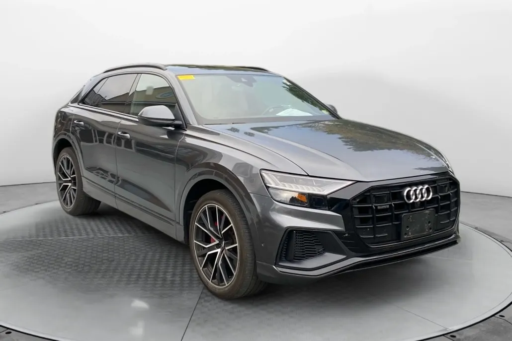 2020 Audi Q8 55 Premium photo 1