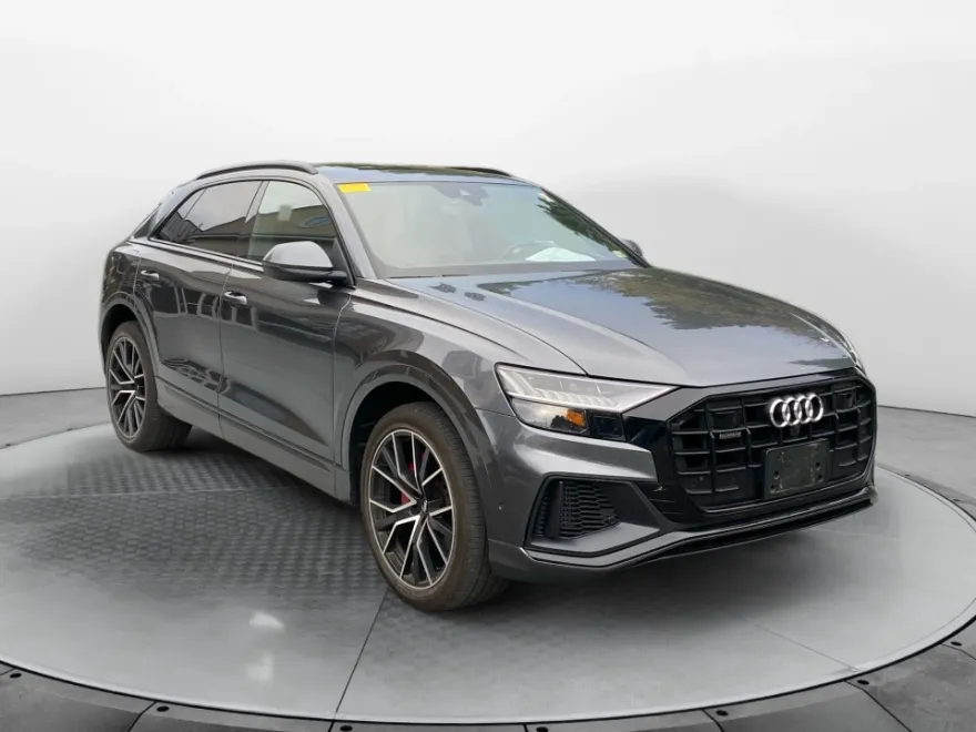 2020 Audi Q8 55 Premium photo 1