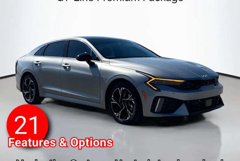 2025 Kia K5 GT-Line photo 1