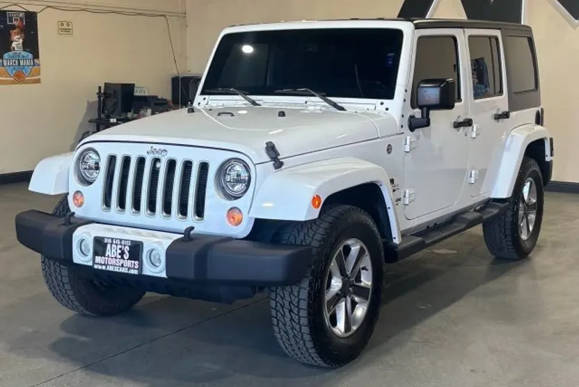 2016 Jeep Wrangler Unlimited Sahara Sport photo 1