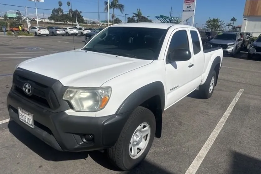 2014 Toyota Tacoma PreRunner photo 1