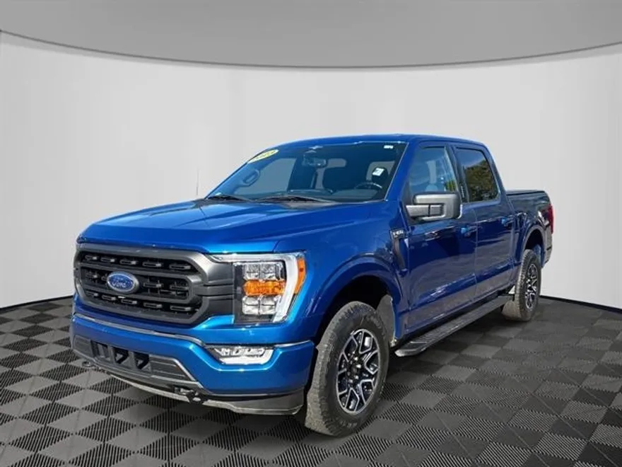 2023 Ford F-150 XLT photo 1