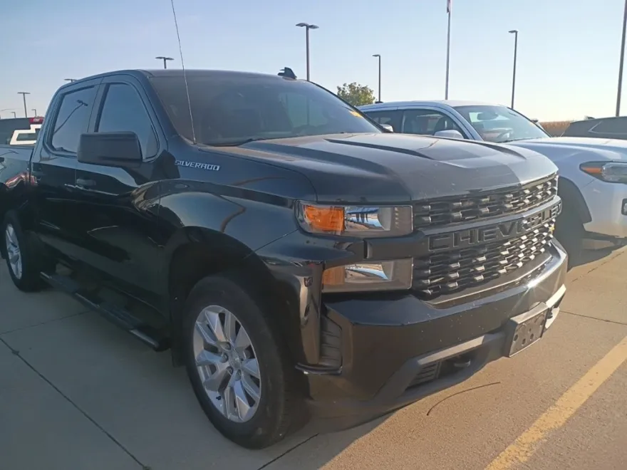 2021 Chevrolet Silverado 1500 Custom photo 1