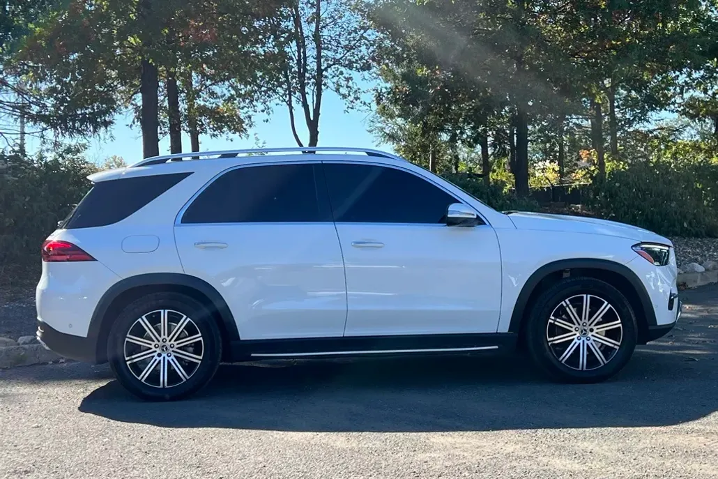 2024 Mercedes Benz GLE 350 4MATIC photo 1