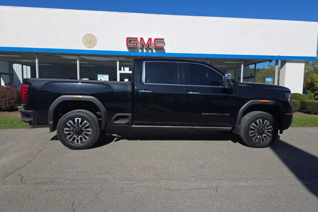2024 Gmc Sierra 3500 HD Denali Ultimate photo 1