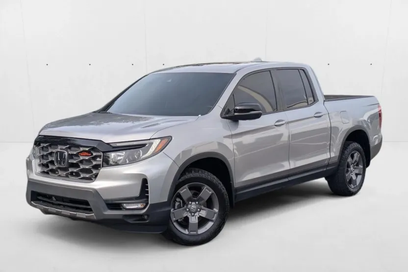 2024 Honda Ridgeline TrailSport photo 1