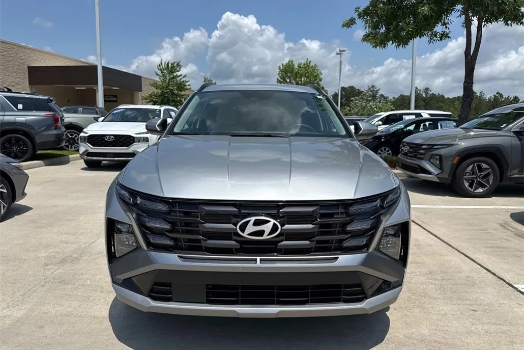 2025 Hyundai Tucson SEL photo 1