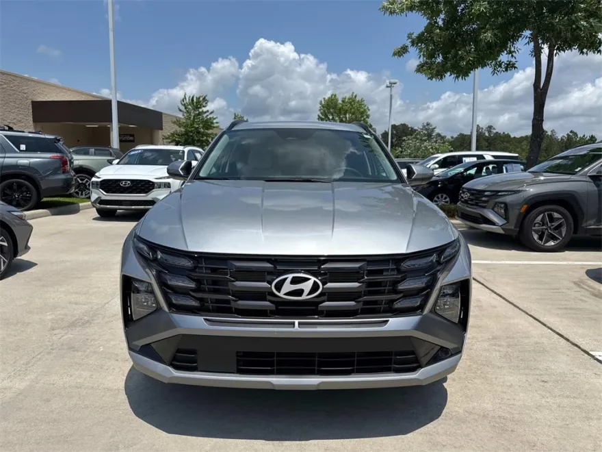 2025 Hyundai Tucson SEL photo 1